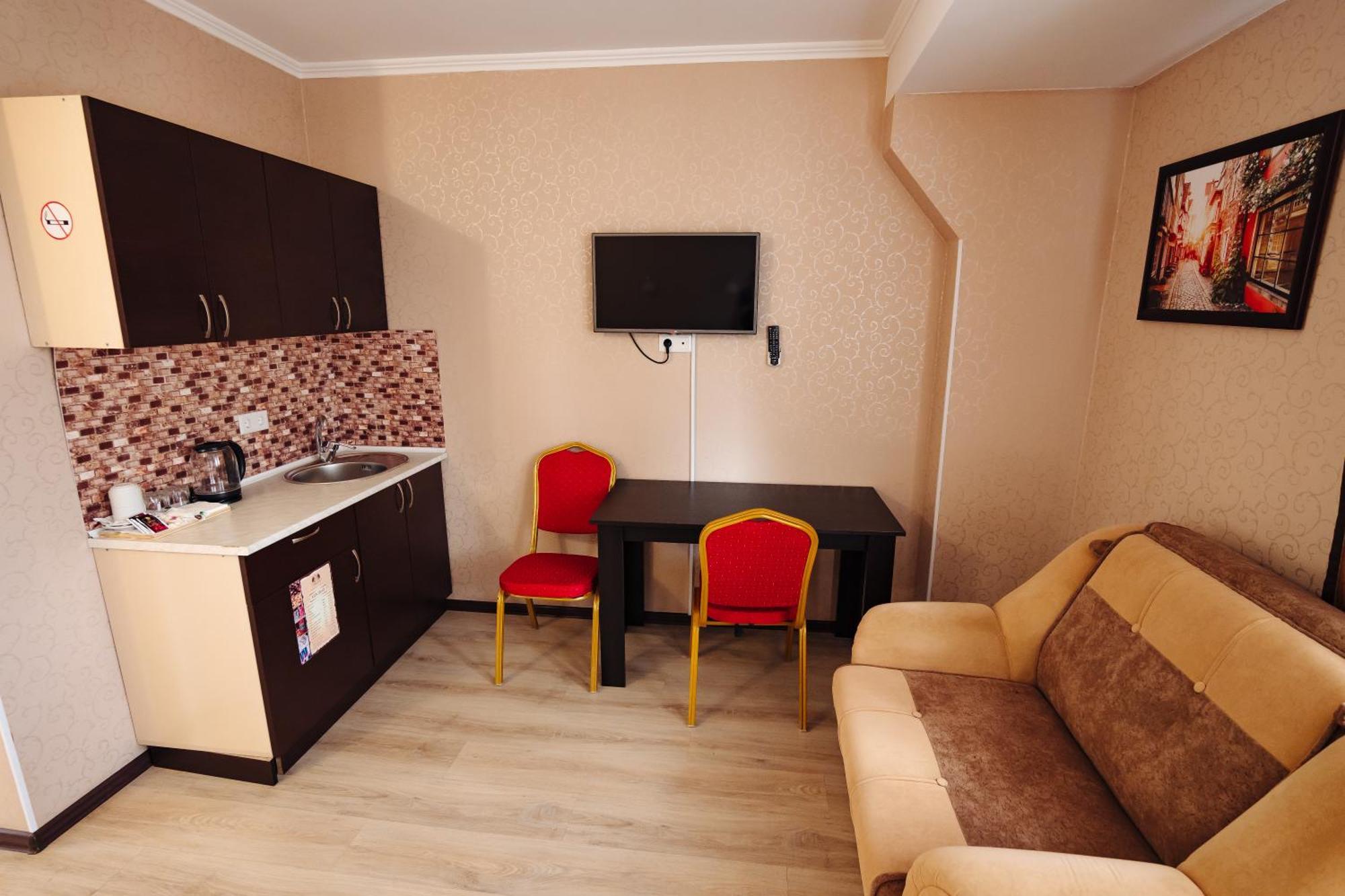 Lolo'S Bliss Hotel Chisinau Luaran gambar