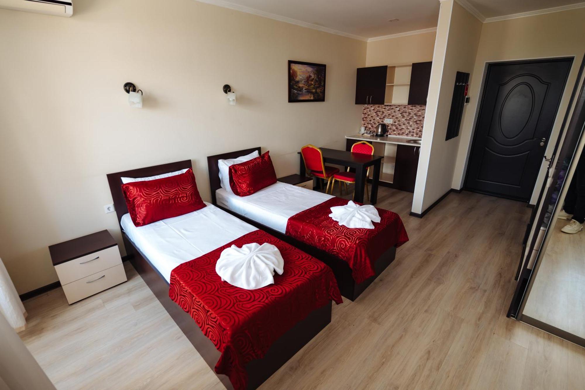 Lolo'S Bliss Hotel Chisinau Luaran gambar
