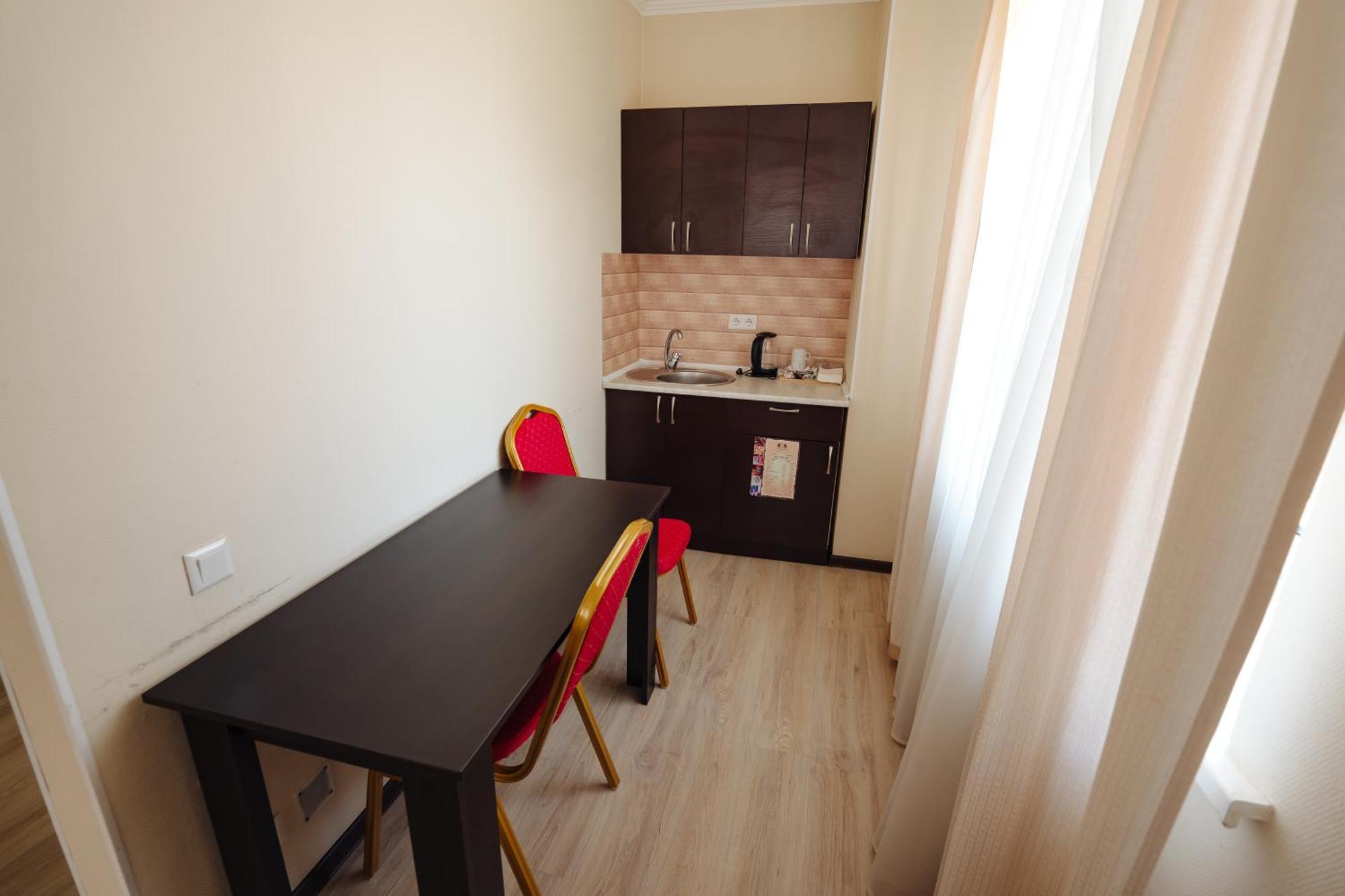 Lolo'S Bliss Hotel Chisinau Luaran gambar