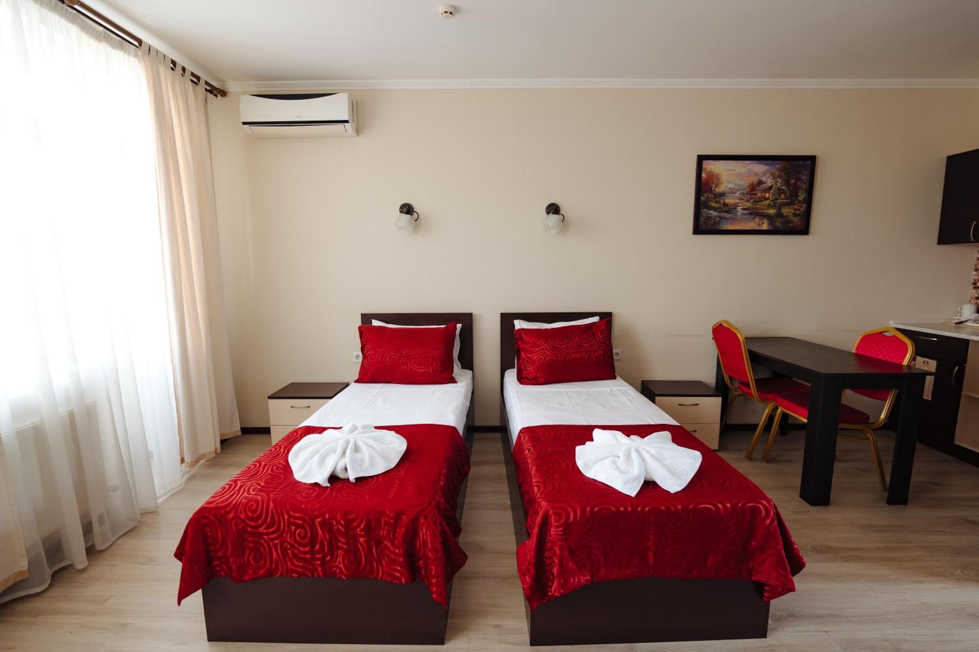 Lolo'S Bliss Hotel Chisinau Luaran gambar
