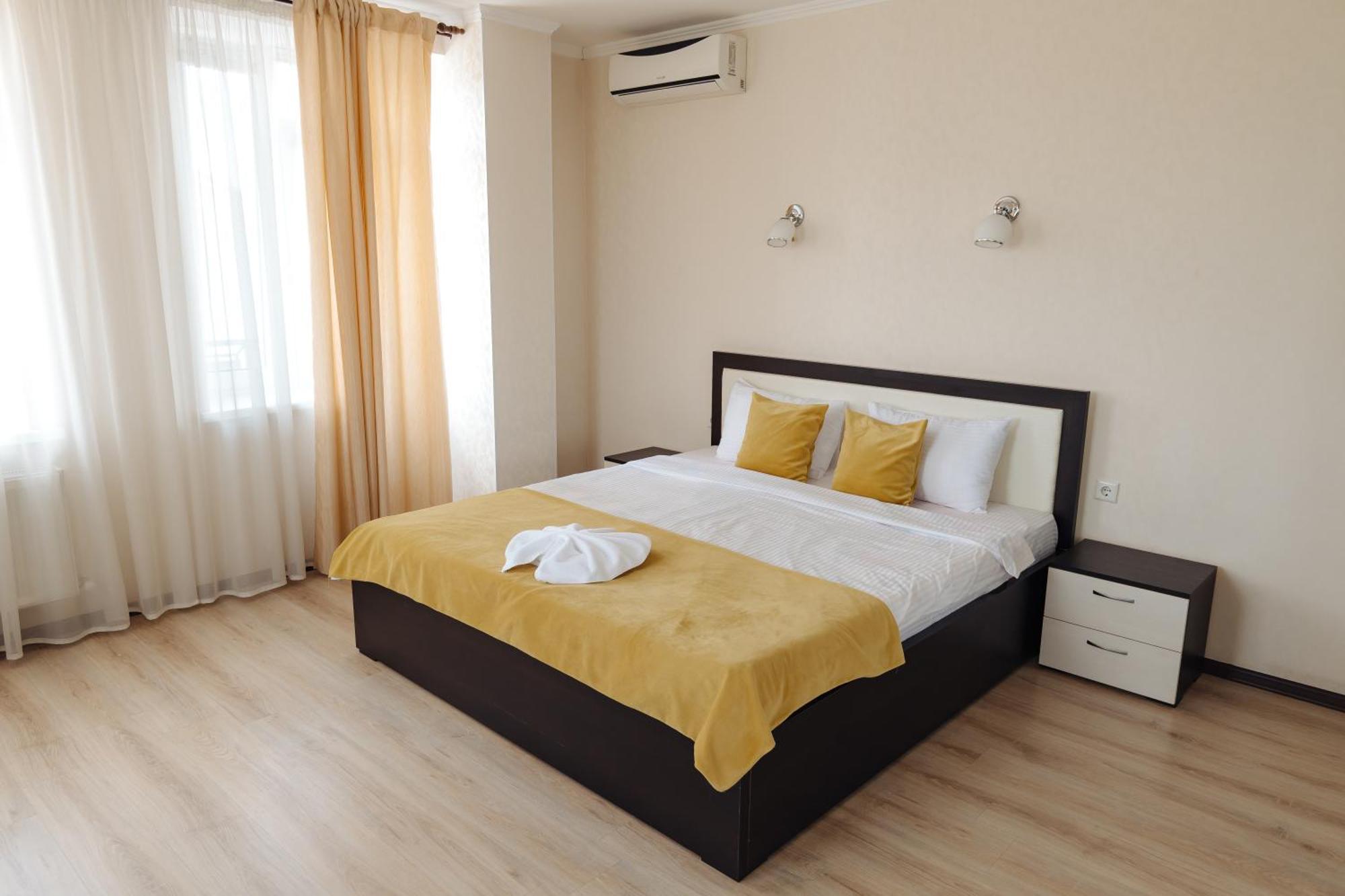 Lolo'S Bliss Hotel Chisinau Luaran gambar